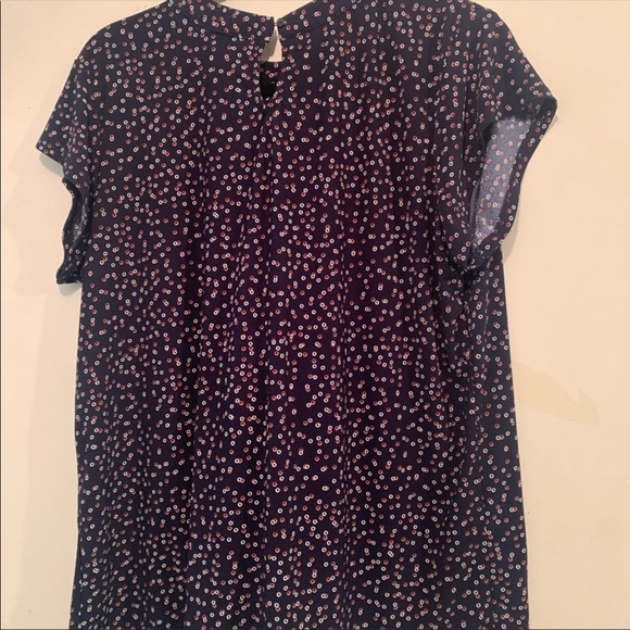 Halogen blouse with keyhole cut out in Large - Picture 2 of 4